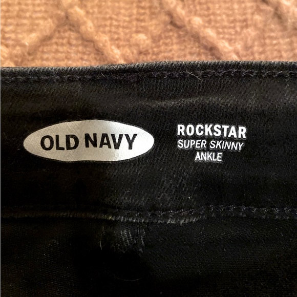 Old Navy Black Size 0 Rockstar Skinny Jeans - Picture 2 of 4
